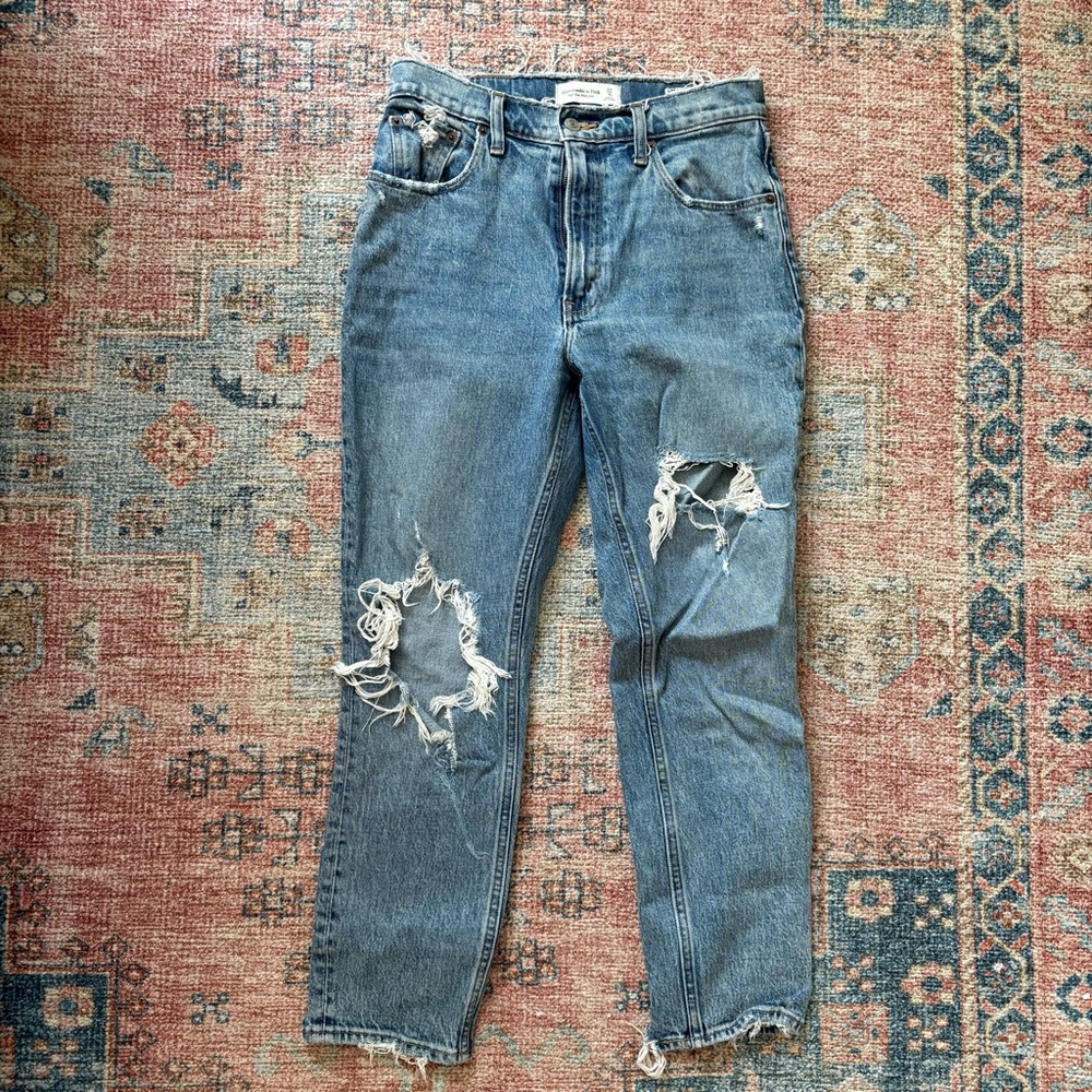 Abercrombie & Fitch Distressed High Rise Mom Jeans